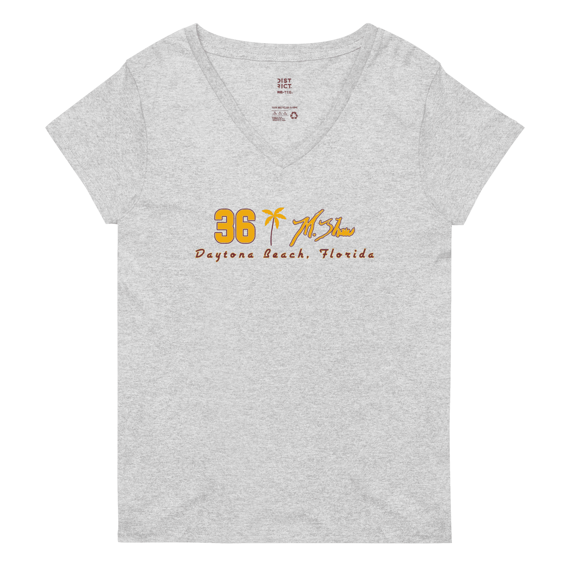 Mar’kai Shaw | Mural & Patch V-neck T-shirt - Clutch -