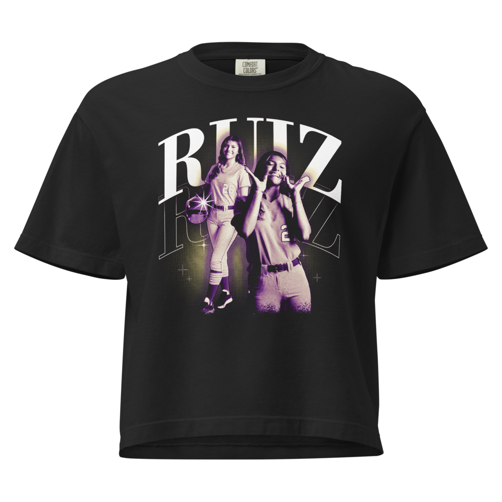 Mia Ruiz | Mural Women's Heavy Cotton Boxy Tee