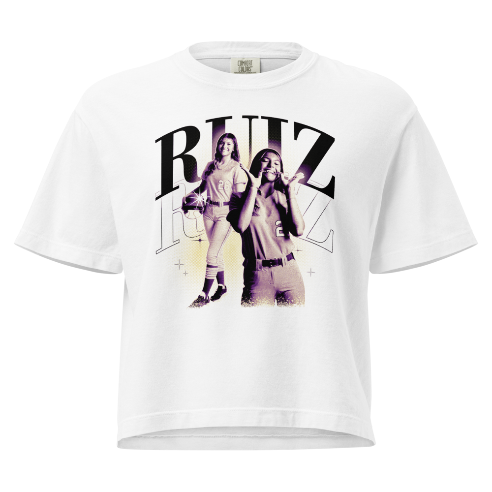 Mia Ruiz | Mural Women's Heavy Cotton Boxy Tee